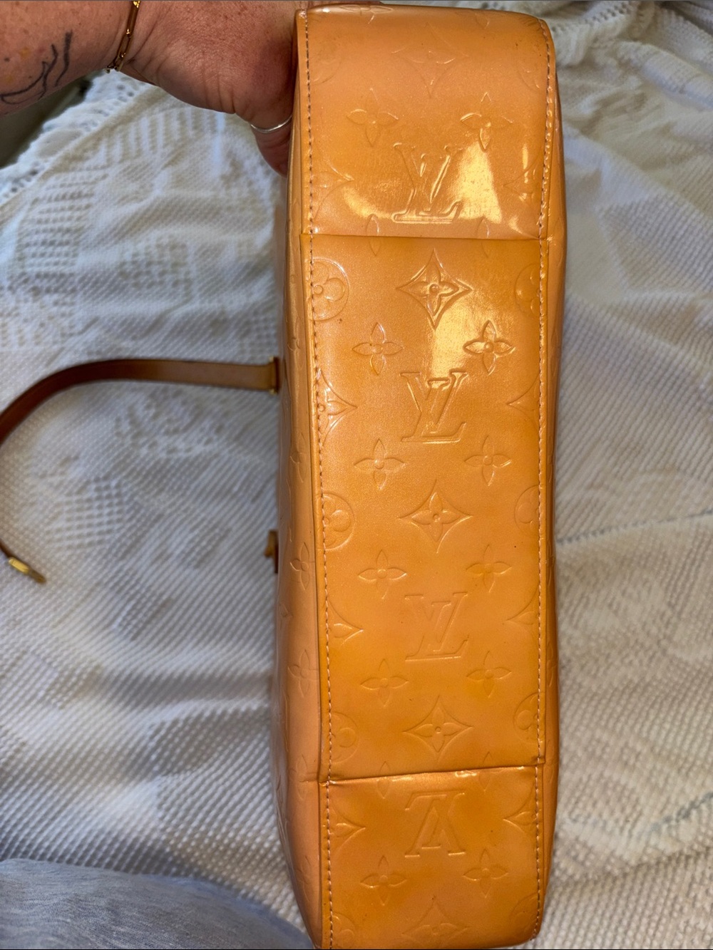 Louis Vuitton Peach Vernis Monogram Shoulder Bag - Picture 5 of 5